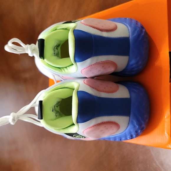 KD TREY 5 V11 GS WOMEN SZ 6.5 WORN 1 - Picture 3 of 4